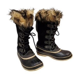 Sorel Boots Size: 7.5